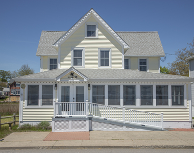 283 Seaside Avenue - Photo Thumbnail 1