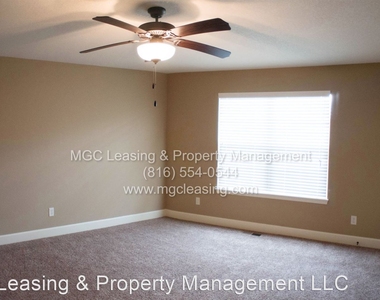 2130-2136 Sw Timbertrace Ln - Photo Thumbnail 7