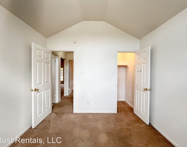 3801 Lone Oak Dr. - Photo Thumbnail 16