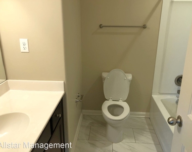 1126 River Wood Circle - Photo Thumbnail 13