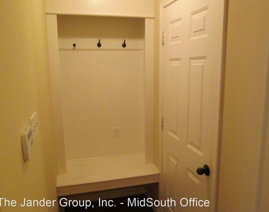 7402 Appling Mist Drive - Photo Thumbnail 5