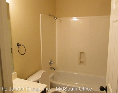 7402 Appling Mist Drive - Photo Thumbnail 11