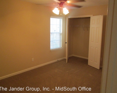 7402 Appling Mist Drive - Photo Thumbnail 10