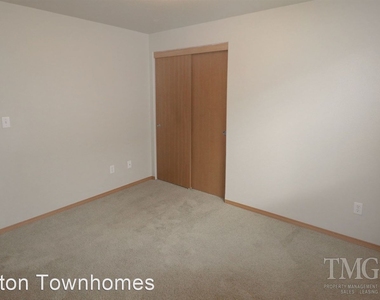 9402 - 9625 Ne 73rd Circle - Photo Thumbnail 9