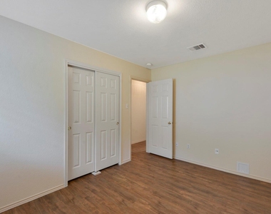 1509 Colorado Bend Dr - Photo Thumbnail 19