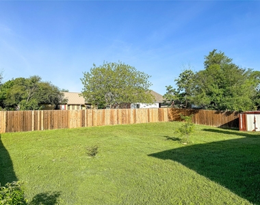 1612 Southwestern Blvd - Photo Thumbnail 26