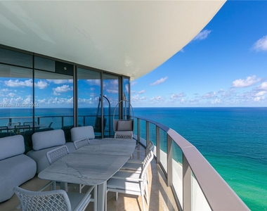 15701 Collins Ave - Photo Thumbnail 20