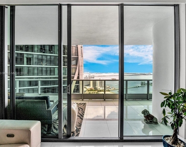 900 Biscayne Blvd - Photo Thumbnail 27