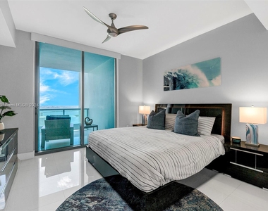 900 Biscayne Blvd - Photo Thumbnail 16