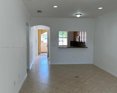 11054 Sw 237 Ln - Photo Thumbnail 12