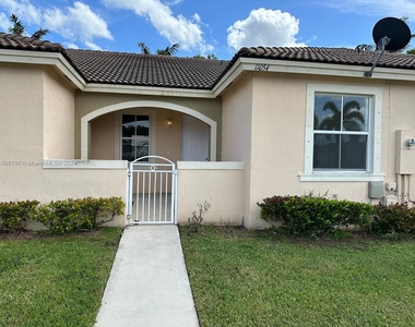 11054 Sw 237 Ln - Photo Thumbnail 0