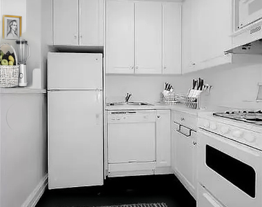 238 East 36th Street - Photo Thumbnail 1