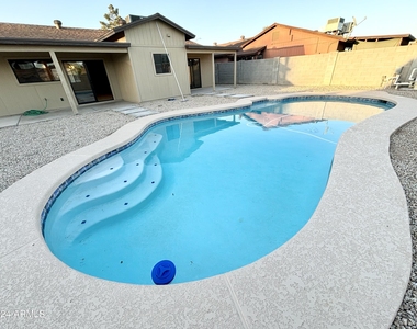 6509 W Palo Verde Avenue - Photo Thumbnail 35