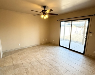 6509 W Palo Verde Avenue - Photo Thumbnail 17