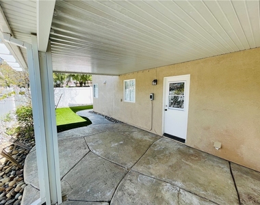 27530 Sierra Madre Drive - Photo Thumbnail 54