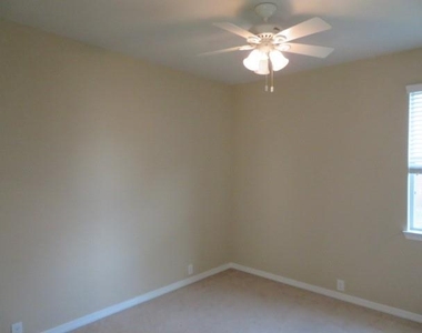 2602 Pittsford Street - Photo Thumbnail 9