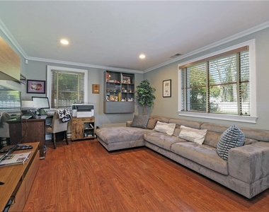 221 Mamaroneck Road - Photo Thumbnail 7