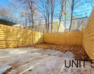 1118 Putnam Avenue - Photo Thumbnail 6