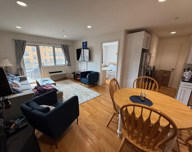 23-15 Astoria Boulevard - Photo Thumbnail 12
