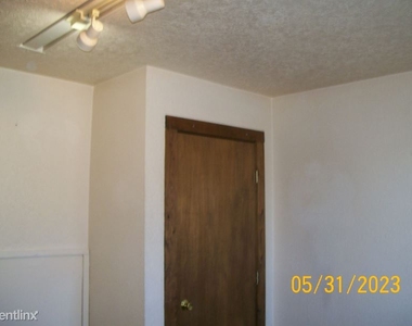 528 W Montana 4 - Photo Thumbnail 31