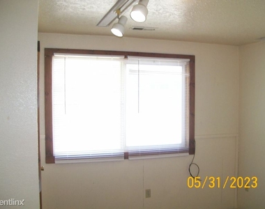 528 W Montana 4 - Photo Thumbnail 32