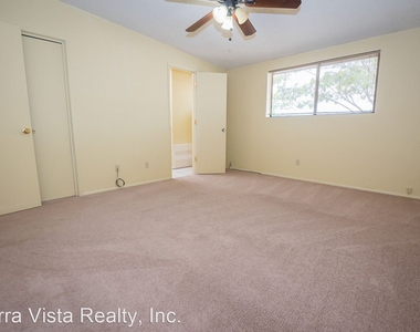 2933 Meadowlark Dr - Photo Thumbnail 21