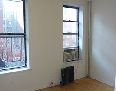 529 East 13th Street - Photo Thumbnail 10