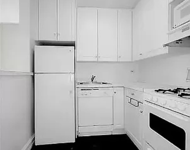 238 east 36th St - Photo Thumbnail 3