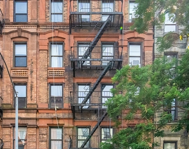 338 East 5th Street - Photo Thumbnail 7