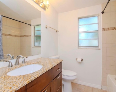 7303 S West Shore Boulevard - Photo Thumbnail 21