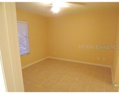 2101 Cascades Boulevard - Photo Thumbnail 2