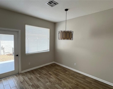 8528 Danforth Drive - Photo Thumbnail 14