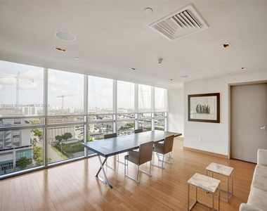 900 Biscayne Blvd - Photo Thumbnail 22