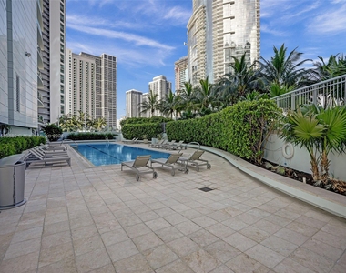 900 Biscayne Blvd - Photo Thumbnail 44