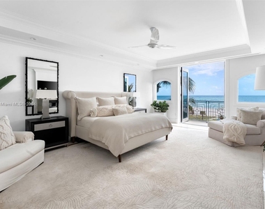 5959 Collins Ave - Photo Thumbnail 14