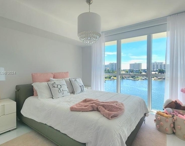 400 Sunny Isles Blvd - Photo Thumbnail 15