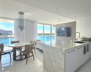 400 Sunny Isles Blvd - Photo Thumbnail 4