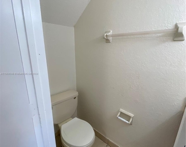 13250 Sw 58th Ter - Photo Thumbnail 7