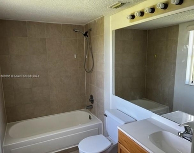 4361 W Mcnab Rd - Photo Thumbnail 13