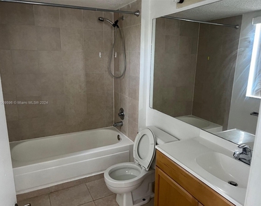 4361 W Mcnab Rd - Photo Thumbnail 16