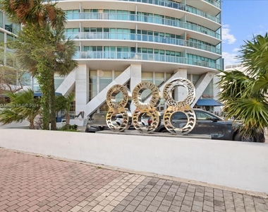 888 Biscayne Blvd - Photo Thumbnail 24