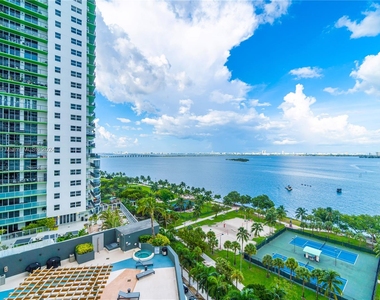 1750 N Bayshore Dr - Photo Thumbnail 16