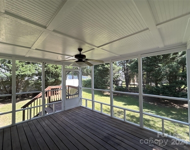 443 Riverwalk Drive Nw - Photo Thumbnail 11