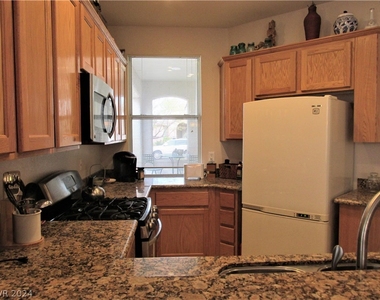 4981 Vincitor Street - Photo Thumbnail 13