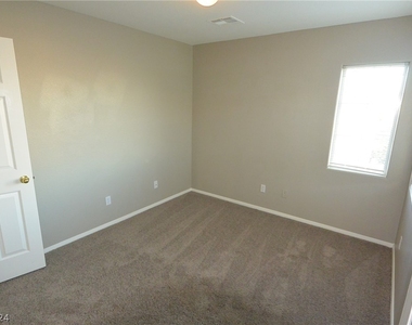 9457 Medford Falls Avenue - Photo Thumbnail 9