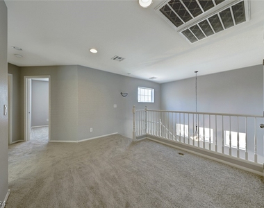 6154 Sugartree Avenue - Photo Thumbnail 13