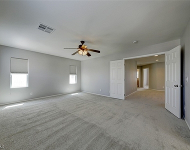 6154 Sugartree Avenue - Photo Thumbnail 15