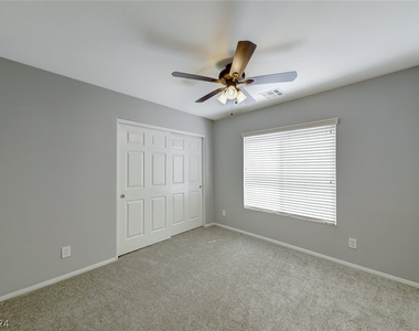 6154 Sugartree Avenue - Photo Thumbnail 20