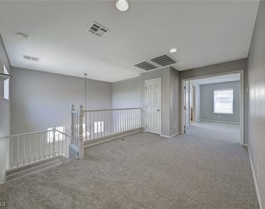 6154 Sugartree Avenue - Photo Thumbnail 12