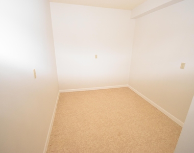 3540 Whitehall Drive - Photo Thumbnail 21